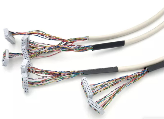Płaski kabel 2,54 mm FFC 12-64-pinowy elastyczny skręt wstążki do ekranu LCD